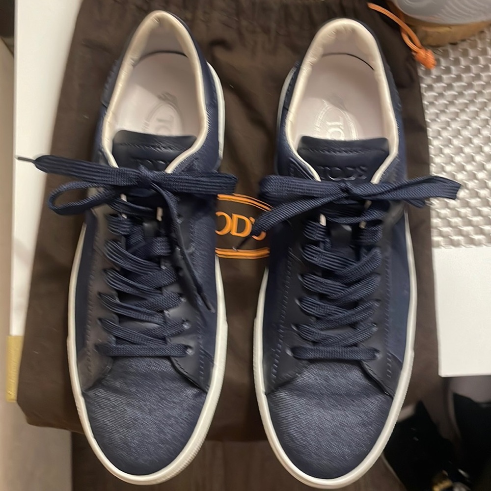 Men’s Size 11 Navy Tod’s Sneakers